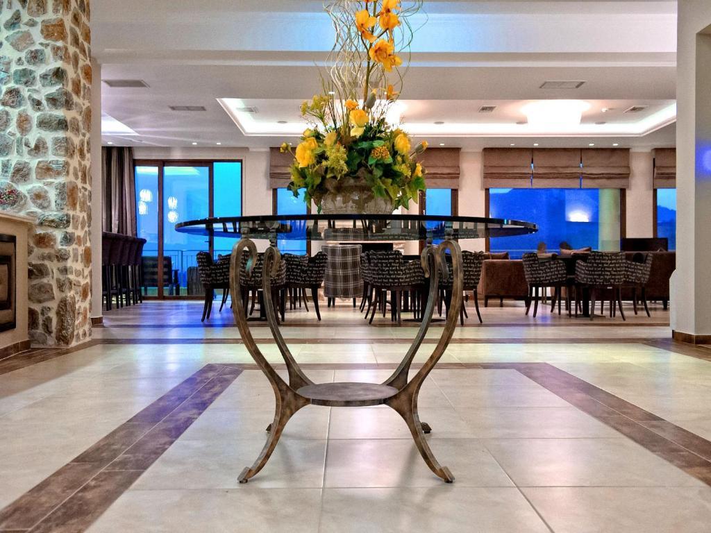 Enastron View Hotel Kastoria Buitenkant foto