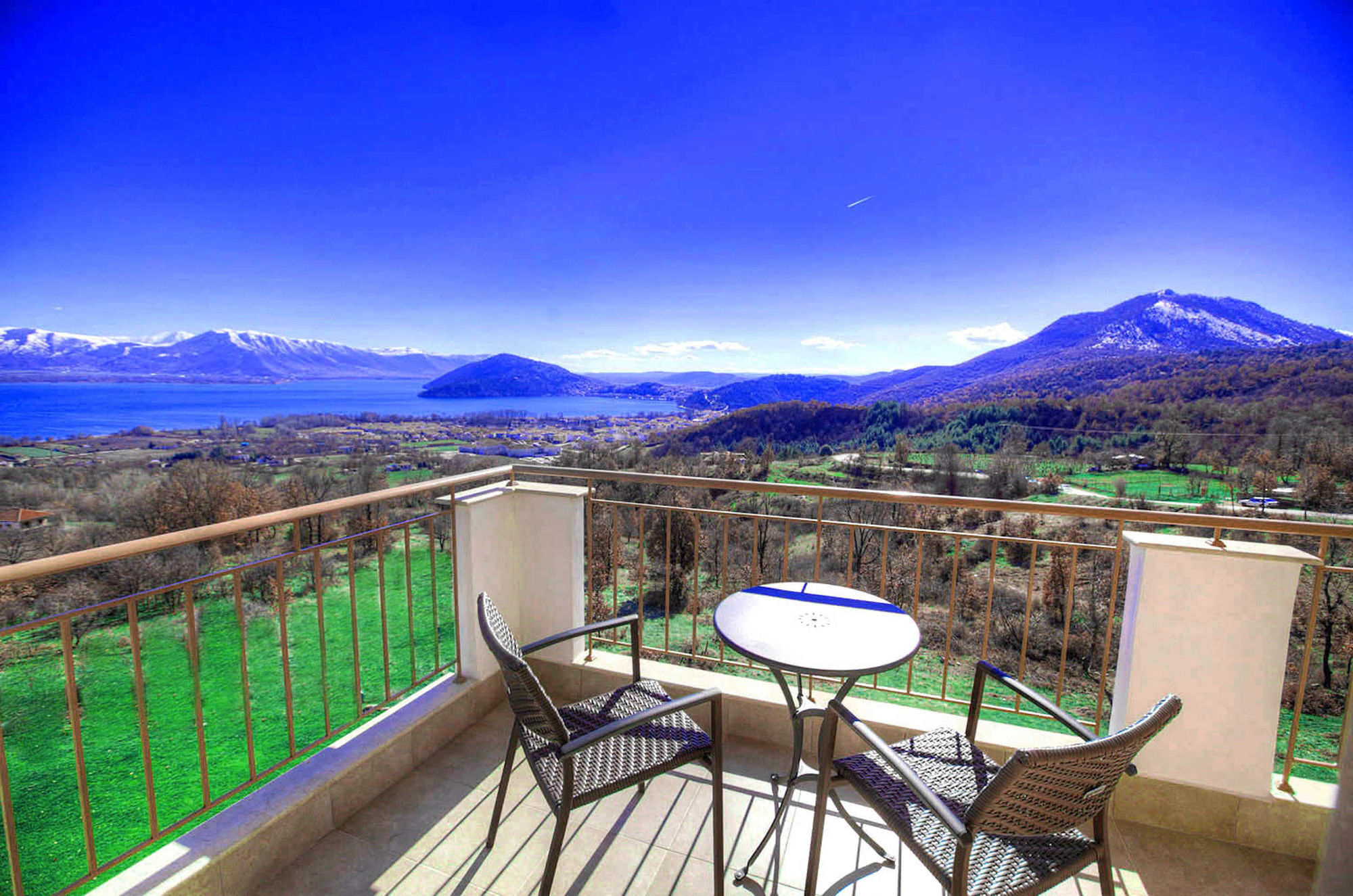 Enastron View Hotel Kastoria Buitenkant foto
